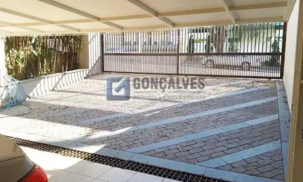 Casa com 4 quartos à venda na OSWALDO RUSSI, R, Jardim Chácara Inglesa, São Bernardo do Campo, 450 m2 por R$ 2.900.000