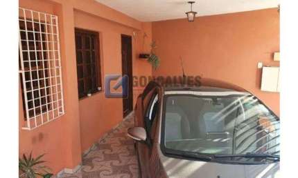 Casa com 3 quartos à venda na JOSE HERCULANO PIRES, R, Jardim Palermo, São Bernardo do Campo, 273 m2 por R$ 560.000