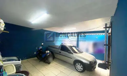Casa com 4 quartos à venda na SETE DE SETEMBRO, R, Dos Casa, São Bernardo do Campo, 205 m2 por R$ 692.000