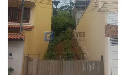 Terreno à venda na HELIO DEPIERI, R, Jardim Guapituba, Mauá por R$ 245.000