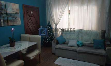 Casa térrea com 3 quartos à venda no Bairro Jordanópolis em São Bernardo do Campo/SP