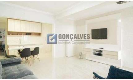 Casa com 2 quartos à venda na ARLINDO BETTIO, R, Alves Dias, São Bernardo do Campo por R$ 600.000