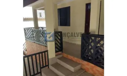 Casa com 6 quartos à venda na jacob piatto, r, baeta neves, são bernardo do campo por r$ 841.000