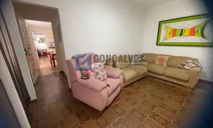 Casa com 2 quartos à venda na JOSE BENEDETTI, R, Santo Antônio, São Caetano do Sul por R$ 1.150.000