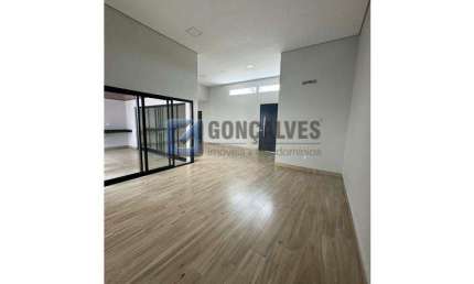 Casa com 3 quartos à venda na MIGUEL JARDINI, R, Aparecidinha, Sorocaba, 185 m2 por R$ 1.300.000