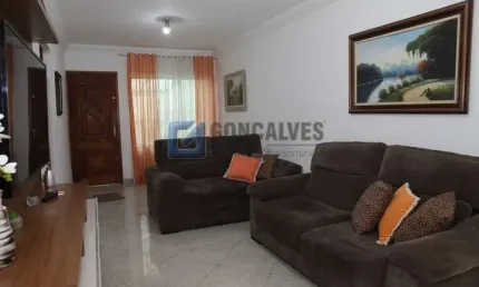 Casa térrea à venda no bairro alvinópolis em são bernardo do campo/sp, com 250m² e 3 dormitórios sendo 1 suíte.