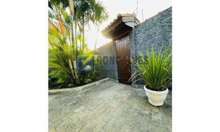 Casa com 3 quartos à venda na WALTER MIRANDA, AV, Nova Itanhaém, Itanhaém por R$ 800.000
