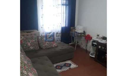 Casa com 1 quarto à venda na DOIS DE OUTUBRO, R, Santa Terezinha, São Bernardo do Campo, 175 m2 por R$ 460.000