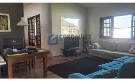 Casa com 4 quartos à venda na salvino de souza barreto, r, jardim santa terezinha, itanhaém, 330 m2 por r$ 1.170.000
