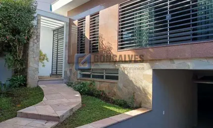 Casa com 4 quartos à venda na BARAO DE RAMALHO, R, Vila Scarpelli, Santo André, 318 m2 por R$ 1.650.000