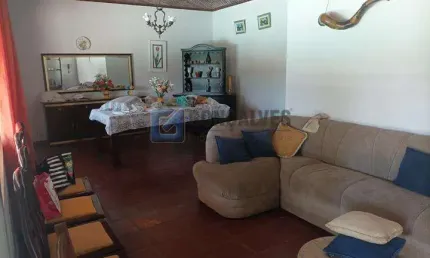 Chácara / sítio com 3 quartos à venda na JUPITER, R, Centro, Suzano, 250 m2 por R$ 1.000.000