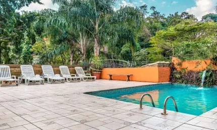 Venda de Pousada em excelente localização na Praia do Perequê em Ilhabela / SP