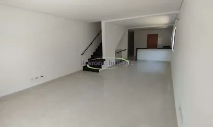Casa sobreposta alta Duplex Nova com lazer a venda no bairro do Embaré em Santos / SP