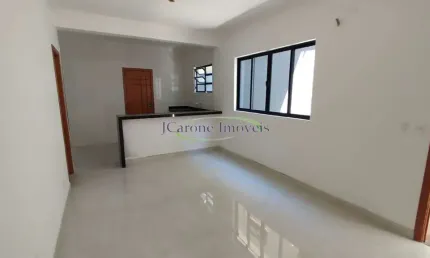 Casa sobreposta térrea Nova a venda com 3 quartos e 2 vagas no bairro do Embare em Santos / SP
