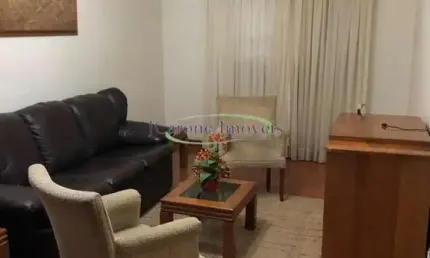 Venda de apartamento com 2 quartos na Rua do Gasômetro perto da Estação Dom Pedro do Metrô / SP