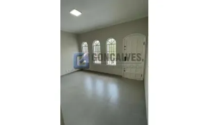 Casa com 2 quartos para alugar na GROENLANDIA, R, Independência, São Bernardo do Campo, 121 m2 por R$ 3.000