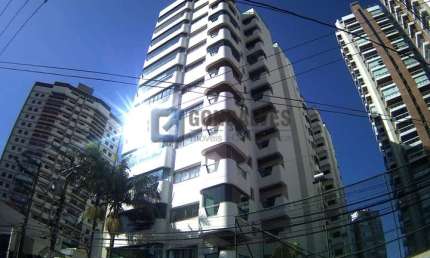 Apartamento com 4 quartos para alugar na SILVA JARDIM, R, Centro, São Bernardo do Campo, 270 m2 por R$ 3.500