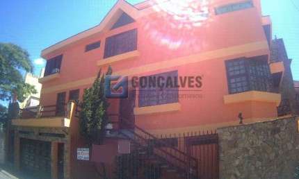 Casa com 3 quartos para alugar na BENEDITO LUIZ RODRIGUES, R, Nova Petrópolis, São Bernardo do Campo, 370 m2 por R$ 8.000