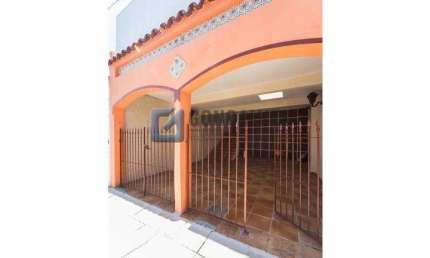 Casa com 3 quartos para alugar na NICOLA ADAMO, R, Jardim Três Marias, São Bernardo do Campo, 155 m2 por R$ 4.500