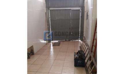 Casa com 3 quartos para alugar na JOAO DUCIM, EST, Jardim Oriental, Santo André por R$ 3.000