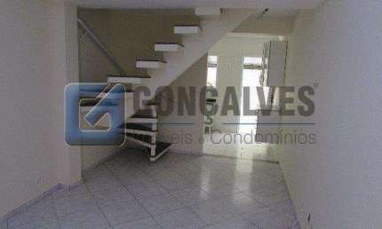 Casa com 2 quartos para alugar na WALLACE SIMONSEN, AV, Nova Petrópolis, São Bernardo do Campo, 120 m2 por R$ 1.900