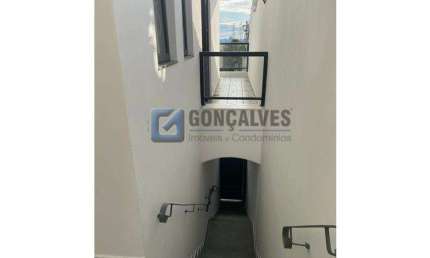 Casa com 4 quartos para alugar na Rua Carneiro de Campos, Jardim Stella, Santo André, 200 m2 por R$ 3.200