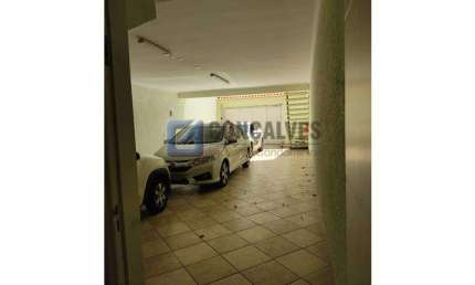 Casa com 3 quartos para alugar na RAMIZ GALVAO, R, Vila Assunção, Santo André, 250 m2 por R$ 5.500