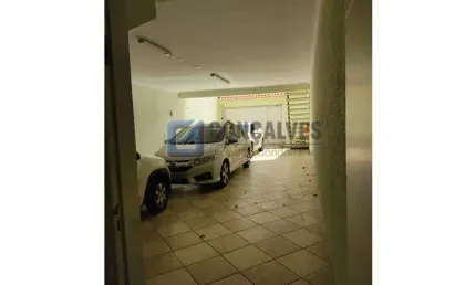 Casa com 3 quartos para alugar na RAMIZ GALVAO, R, Vila Assunção, Santo André, 250 m2 por R$ 5.500
