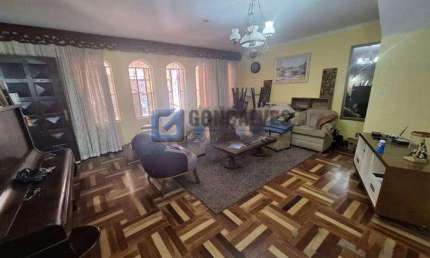 Casa com 5 quartos para alugar na VOTORANTIM, R, Barcelona, São Caetano do Sul, 326 m2 por R$ 8.000