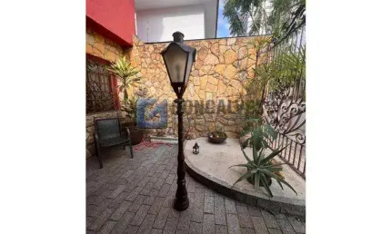 Casa comercial com 1 sala para alugar na paulo setubal, r, parque anchieta, são bernardo do campo por r$ 3.700