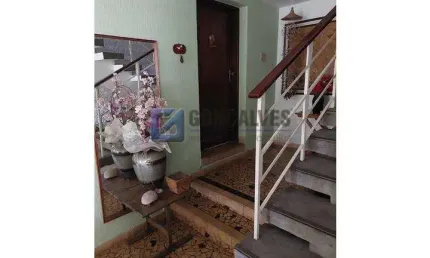 Casa com 4 quartos para alugar na atlantica, r, jardim do mar, são bernardo do campo, 450 m2 por r$ 17.000