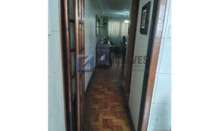 Casa com 3 quartos para alugar na ITAMARATI, AV, Vila Curuçá, Santo André, 180 m2 por R$ 3.500