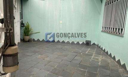 Casa com 3 quartos para alugar na DO GRITO, R, Independência, São Bernardo do Campo, 117 m2 por R$ 3.000