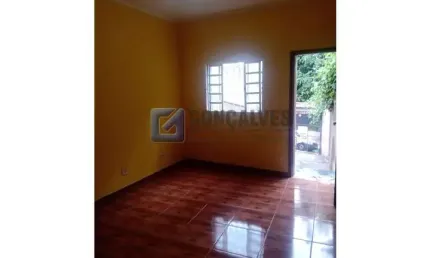 Casa com 3 quartos para alugar na ARTHUR FRANCISCO PEDUTO, R, Jardim Las Vegas, Santo André, 110 m2 por R$ 2.600