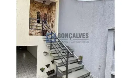 Casa com 3 quartos para alugar na MANGARATU, R, Vila Curuçá, Santo André, 260 m2 por R$ 5.300