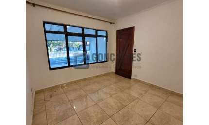 Casa com 3 quartos para alugar na SIRIUS, R, Anchieta, São Bernardo do Campo por R$ 3.500