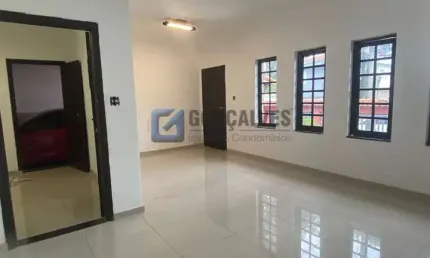 Casa com 4 quartos para alugar na CASPIO, R, Jardim do Mar, São Bernardo do Campo por R$ 7.000