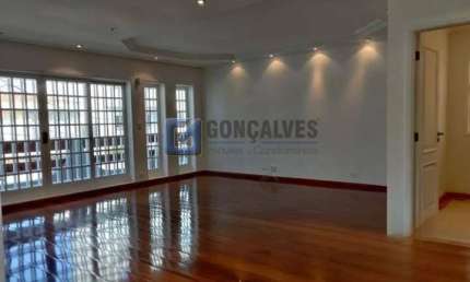 Casa com 4 quartos para alugar na DUQUE D AOSTA, R, Vila Mussolini, São Bernardo do Campo por R$ 7.000