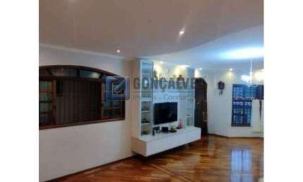 Casa com 4 quartos para alugar na SARMENTO DE BEIRES, R, Centro, São Bernardo do Campo por R$ 7.200