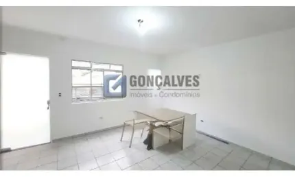 Casa com 2 quartos para alugar na Rua Sílvio Felice Vazzolla, Demarchi, São Bernardo do Campo, 100 m2 por R$ 2.500