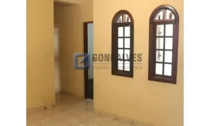 Casa com 2 quartos para alugar na marechal candido rondon, r, osvaldo cruz, são caetano do sul por r$ 3.300