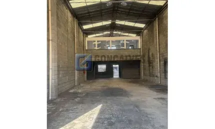 Sala comercial para alugar na Jundiai, R, Santa Teresinha, Santo André