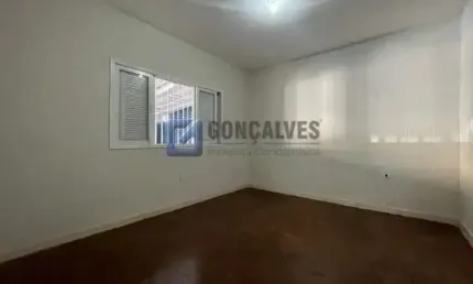 Casa com 2 quartos para alugar na cacapava, r, baeta neves, são bernardo do campo por r$ 2.800