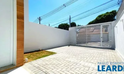 Casa com 3 quartos à venda no Jardim das Acácias, Poços de Caldas 