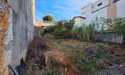 Terreno à venda no Jardim Ipê, Poços de Caldas 
