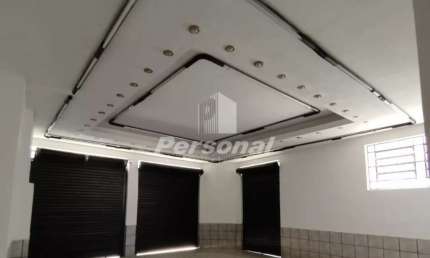 Casa comercial com 3 salas para alugar no Centro, Tremembé 
