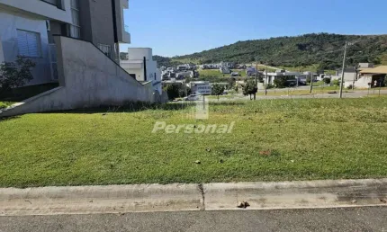 Terreno de 315m² para venda, Condomínio Cyrela, Taubaté - TE5243