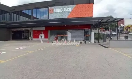 Casa comercial para alugar no Centro, Taubaté 