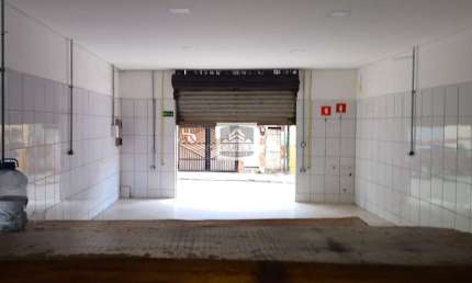 Salão comercial de 100 metros para locação - Jardim Vista Alegre.