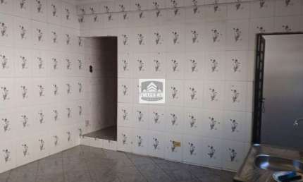 Quarto, cozinha, banheiro e área de serviços para locação no Lauzane